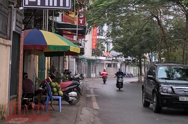 Sau đợt ra quân, vỉa hè Hà Nội duy trì sự trật tự 'lẽ ra phải có từ lâu nay' ảnh 10